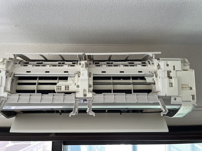 富士通お掃除機能付きエアコンクリーニング