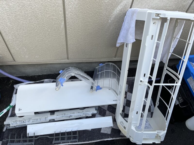 エアコン、レンジフードクリーニング