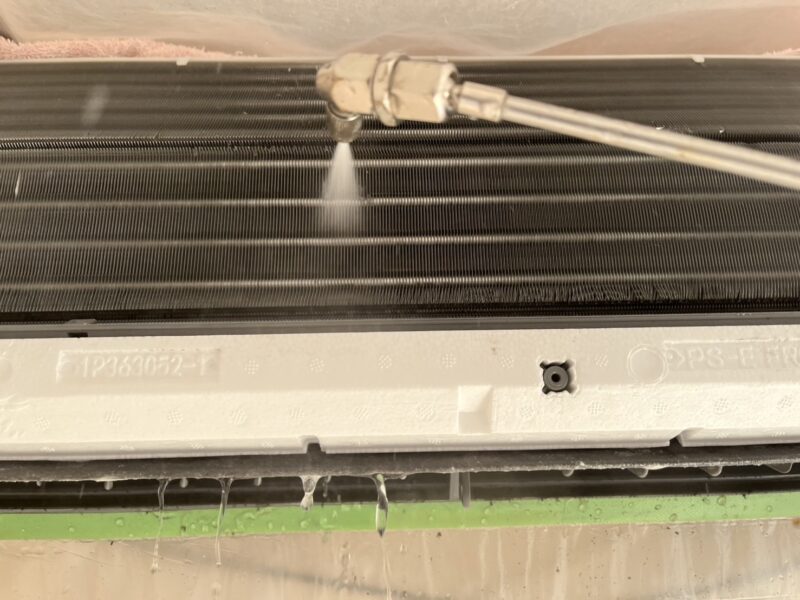 エアコンandアパート空室清掃